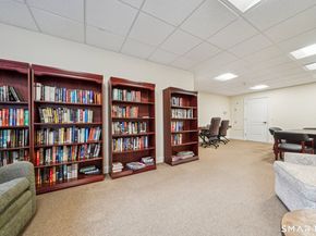 143 Hoyt Street APT 2H, Stamford CT 06905