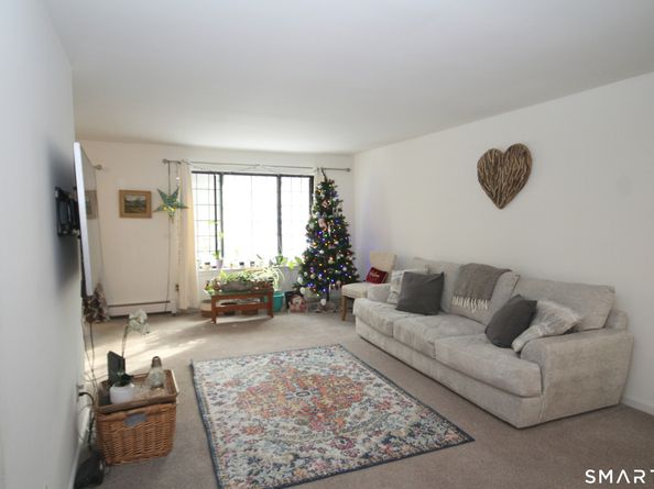 50 Aiken Street APT 253, Norwalk CT 06851