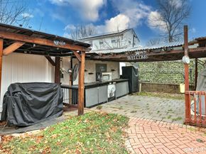 316 Goldenrod Avenue, Bridgeport CT 06606