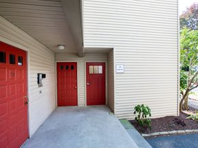 32 Pine Street APT 27, Norwalk CT 06854