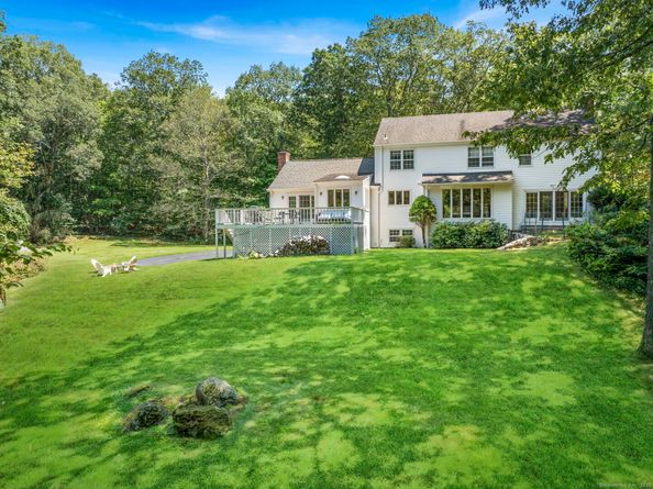 1038 West Road, New Canaan CT 06840