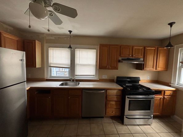 45 Queens Avenue, Stratford CT 06614