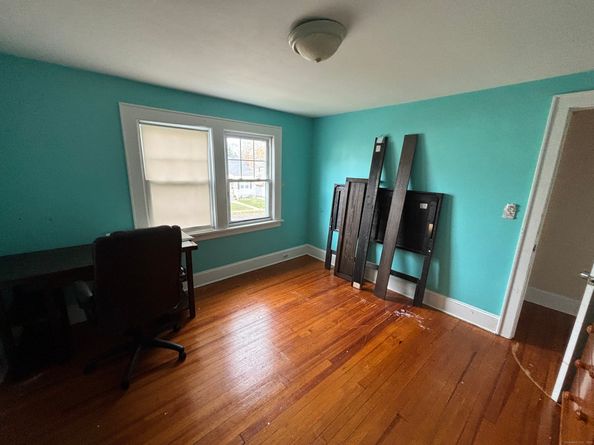 45 Queens Avenue, Stratford CT 06614