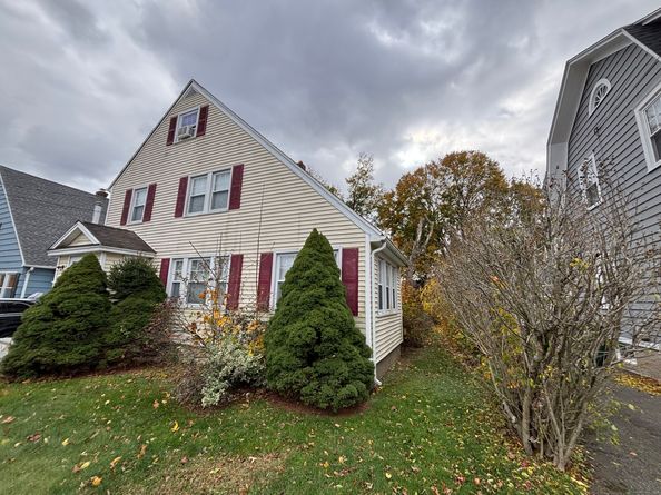 45 Queens Avenue, Stratford CT 06614
