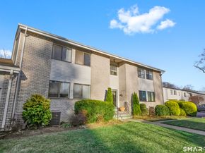 61 Riverside Avenue 14, Stamford CT 06905