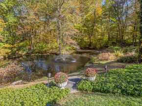 30 Dulan Drive, Stamford CT 06903