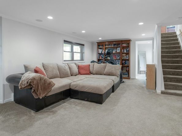 30 Dulan Drive, Stamford CT 06903