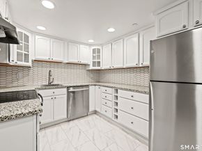 143 Hoyt Street APT 5K, Stamford CT 06905