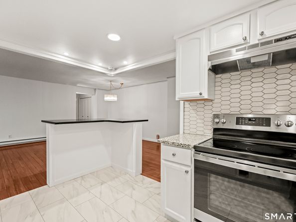 143 Hoyt Street APT 5K, Stamford CT 06905