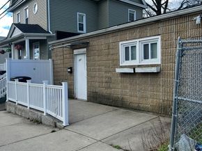 391 Coleman Street, Bridgeport CT 06604