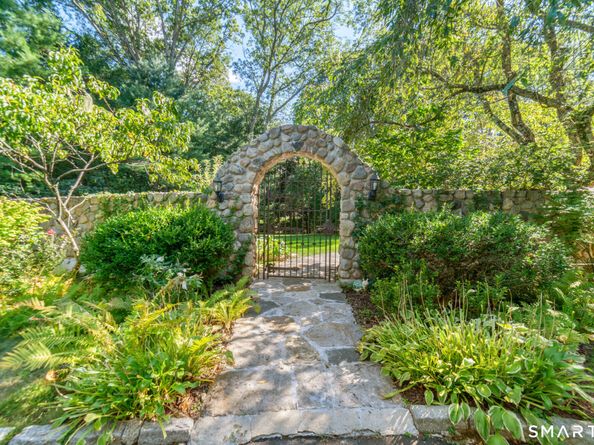 98 Indian Waters Drive, New Canaan CT 06840