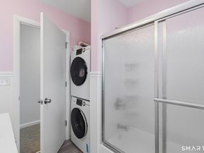 9 Evas Drive, Brookfield CT 06804