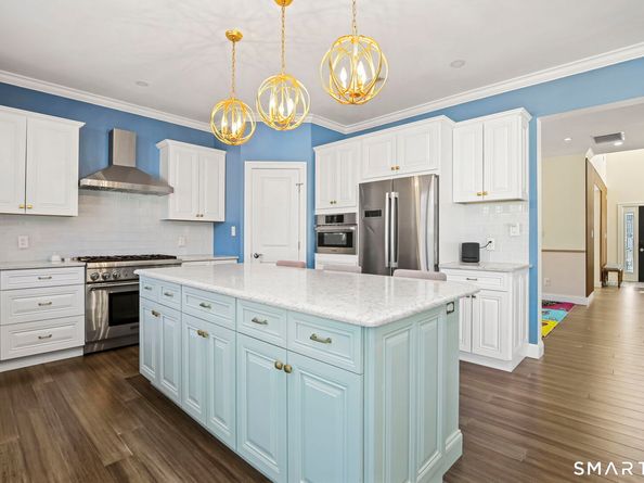 55 Arlington Road, Stamford CT 06902