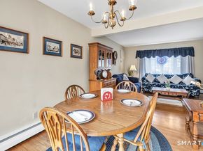 52 Robin Lane, Fairfield CT 06824
