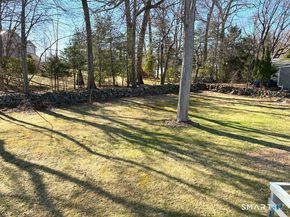 52 Robin Lane, Fairfield CT 06824