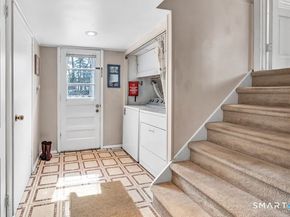 52 Robin Lane, Fairfield CT 06824