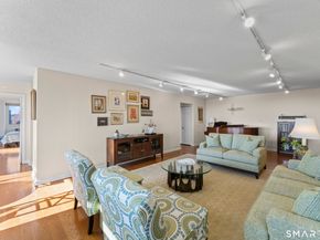 1 Strawberry Hill Avenue APT 10A, Stamford CT 06902