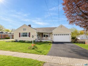 1304 Nichols Avenue, Stratford CT 06614