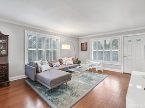 39 Maple Tree Avenue 15, Stamford CT 06906