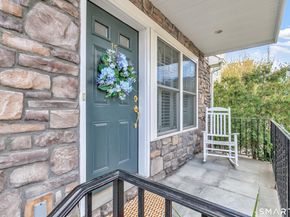 39 Maple Tree Avenue 15, Stamford CT 06906
