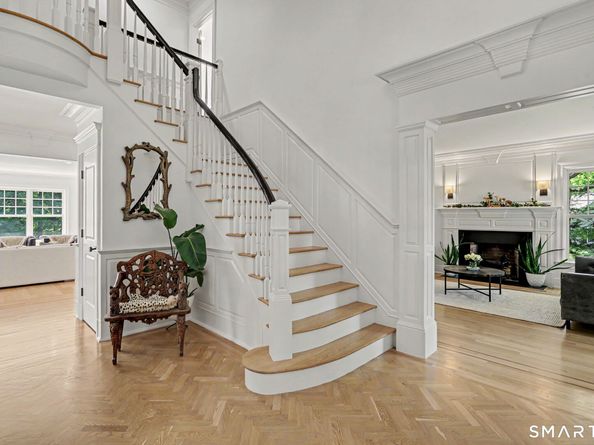 9 Banks Drive, Wilton CT 06897