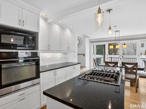 120 S Pine Creek Road, Fairfield CT 06824