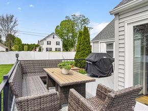 120 S Pine Creek Road, Fairfield CT 06824