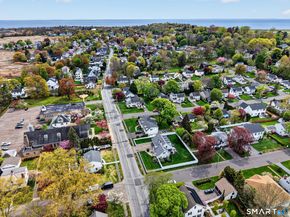 120 S Pine Creek Road, Fairfield CT 06824