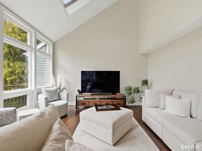 40 Deer Hill Road, Redding CT 06896