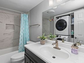 105 Glen 105, Wilton CT 06897