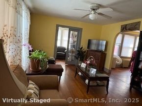 149 Edna Avenue, Bridgeport CT 06610