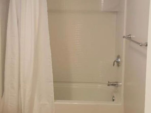 16 Columbus Place, Stamford CT 06907