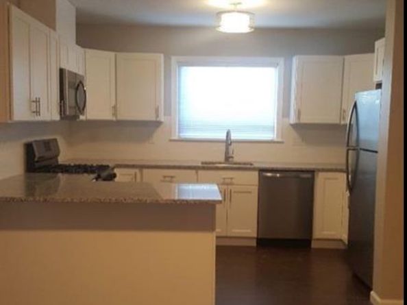 16 Columbus Place, Stamford CT 06907