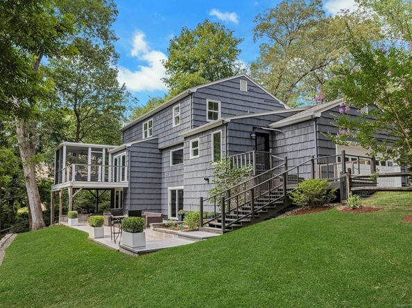 109 E Cross Road, Stamford CT 06907