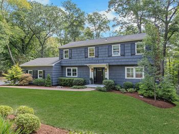 109 E Cross Road