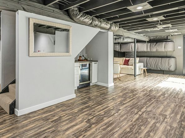 109 E Cross Road, Stamford CT 06907