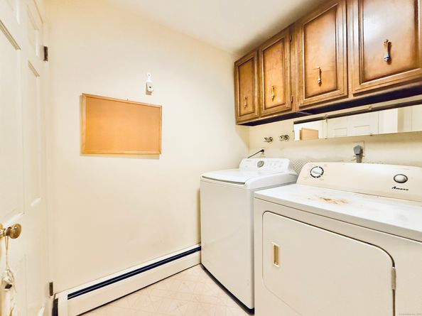 1 Greenlea Lane, Weston CT 06883