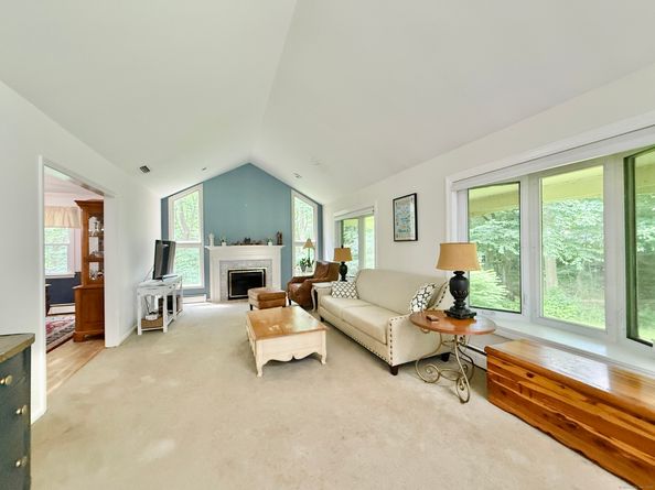 1 Greenlea Lane, Weston CT 06883