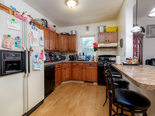 107 Lockwood Avenue APT 1B, Stamford CT 06902