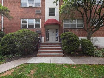 11 Bedford Avenue