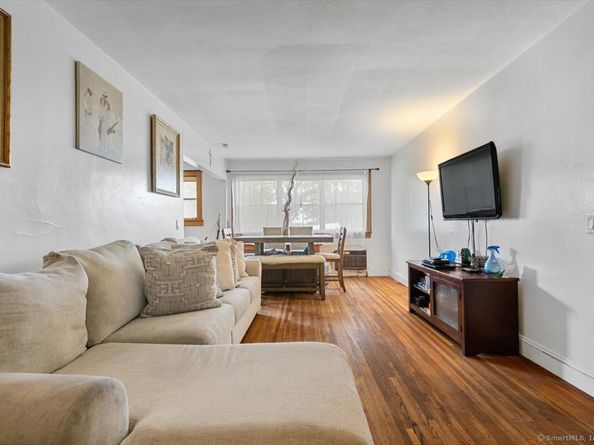 11 Bedford Avenue APT J2, Norwalk CT 06850