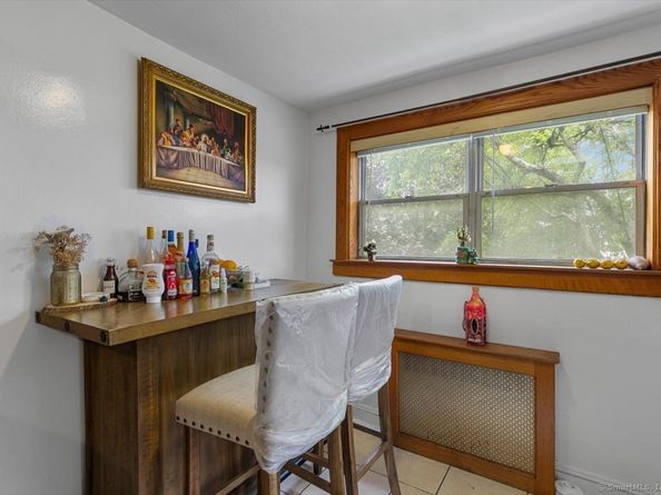 11 Bedford Avenue APT J2, Norwalk CT 06850