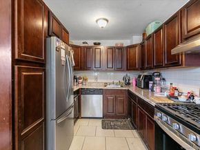 11 Bedford Avenue APT J2, Norwalk CT 06850
