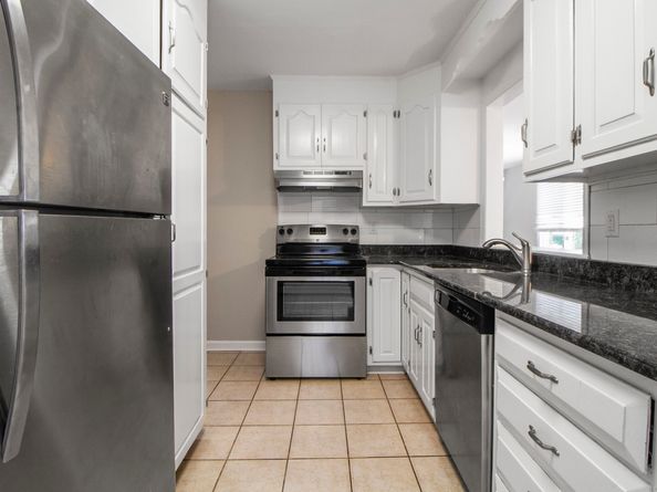 Undisclosed Address #24113766, Bridgeport CT 06606