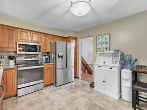 32 Adams Drive, Shelton CT 06484