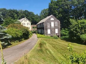 903 Howe Avenue, Shelton CT 06484