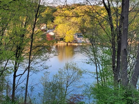 903 Howe Avenue, Shelton CT 06484