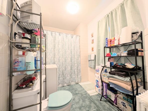 901 William Street APT B, Bridgeport CT 06608