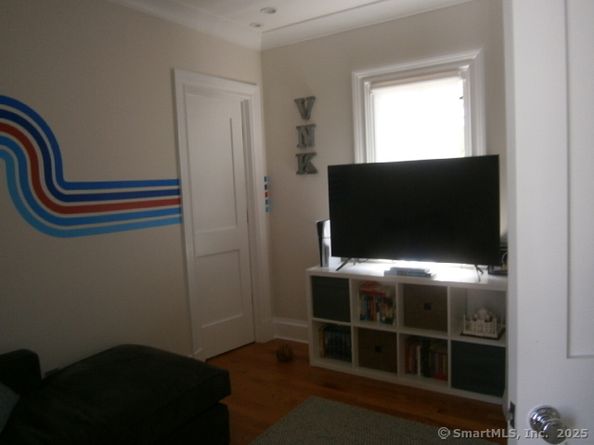 65 Sherwood Place 65, Greenwich CT 06830