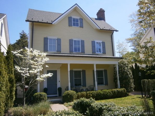 65 Sherwood Place 65, Greenwich CT 06830